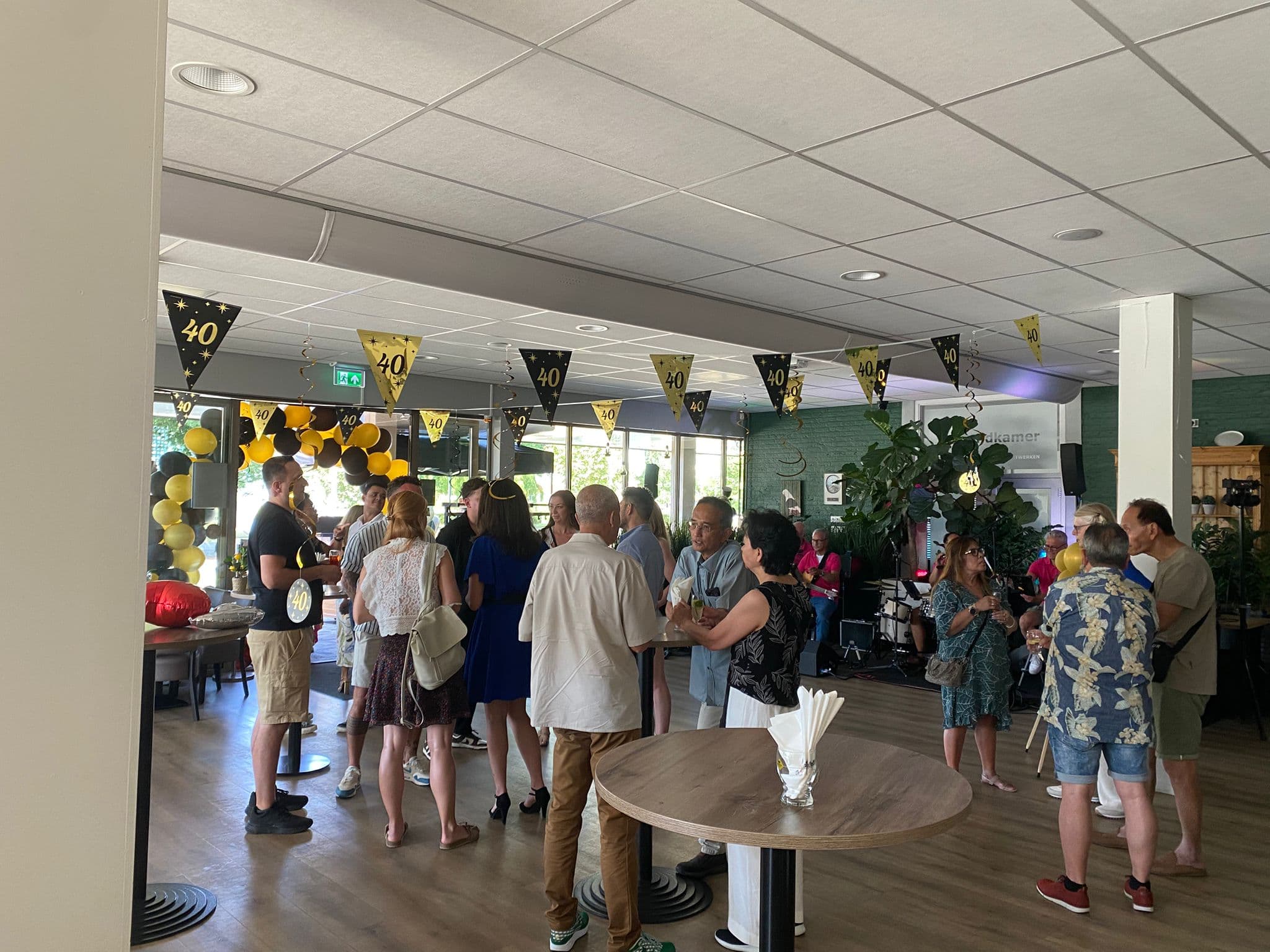 Feestjes bij De4Zussen (foto 3)